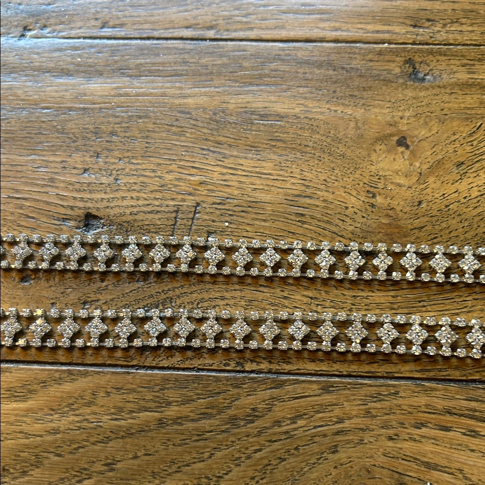 Silver Rhinestone Straps Adjustable pin-on Women's Accessory